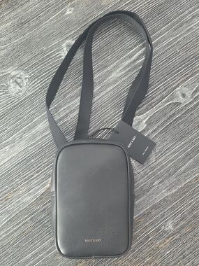 Matt & Nat Black Vegan Leather Crossbody Belt Bag